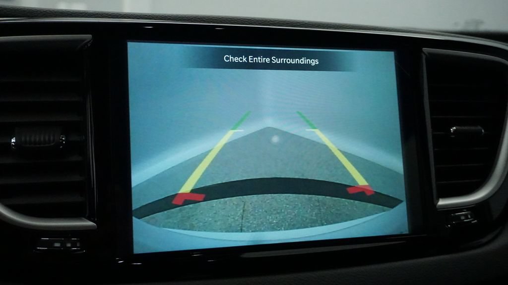 New 2026 Chrysler Voyager LX FWD image 38