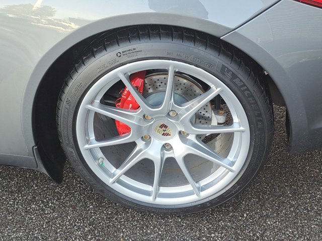 Used 2012 Porsche Cayman R image 12