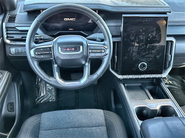 Used 2025 GMC Acadia Elevation image 16