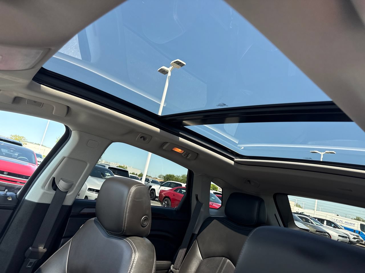 Used 2016 Cadillac SRX Premium w/ LPO, Touring Package AWD/4WD image 13