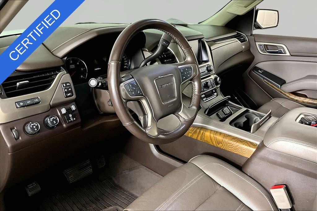 Used 2020 GMC Yukon XL Denali w/ Denali Ultimate Package image 16