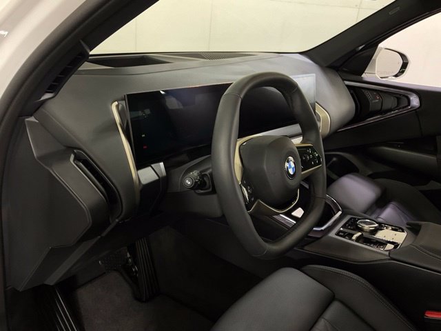 Certified 2025 BMW X3 xDrive30i w/ Premium Package AWD/4WD image 18