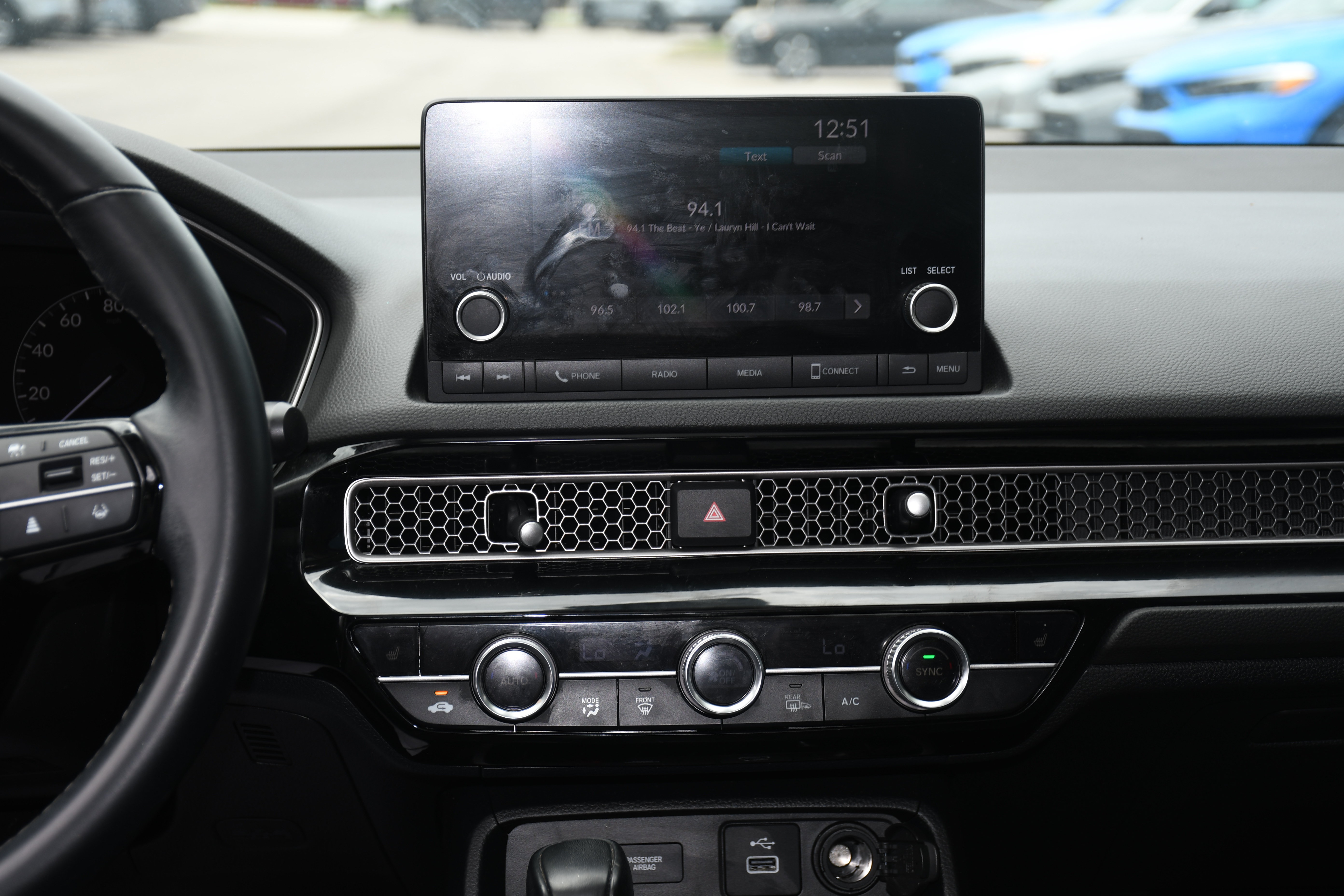 Used 2023 Honda Civic EX-L image 17