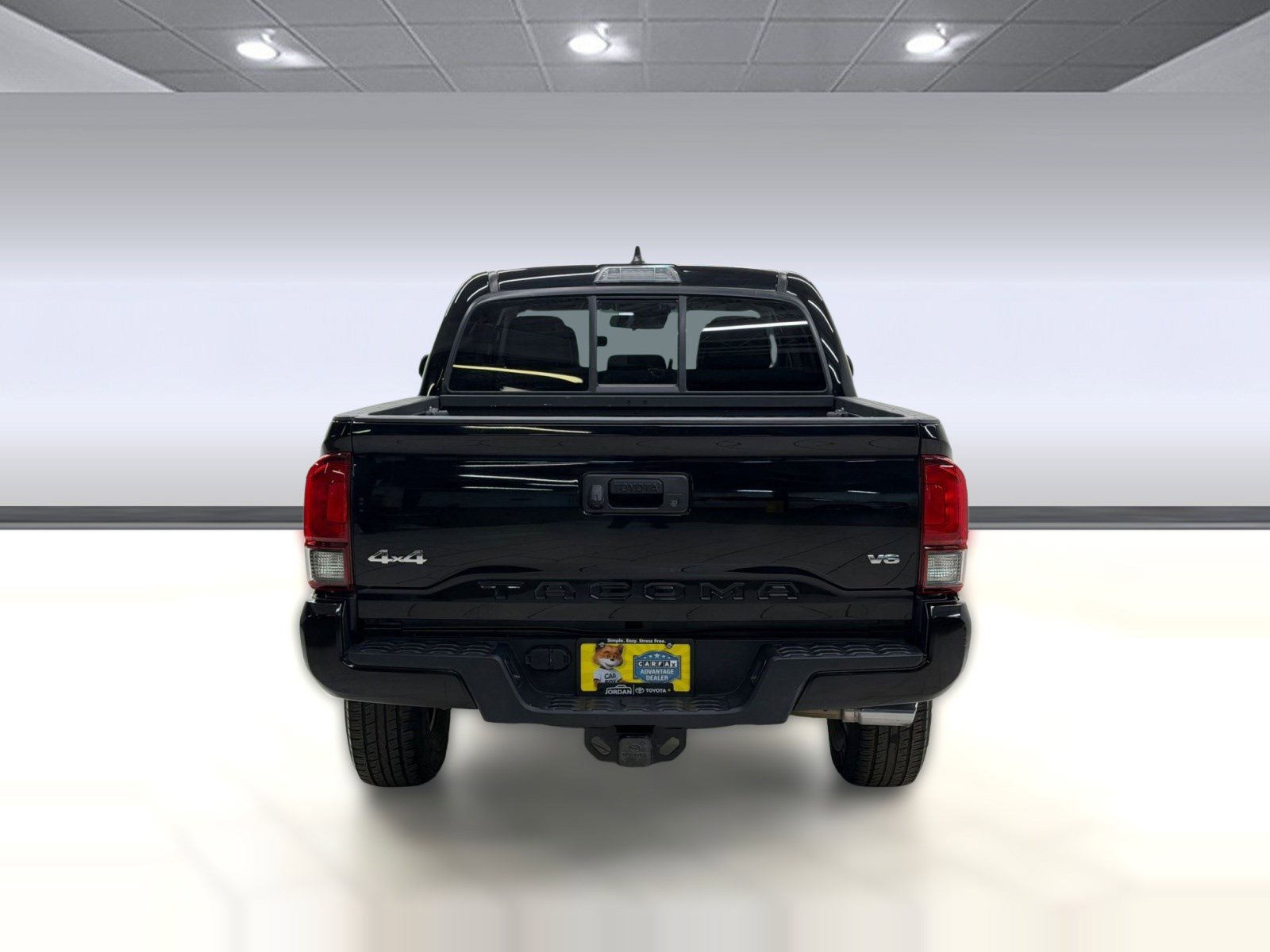Used 2023 Toyota Tacoma SR image 7