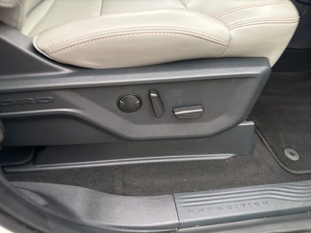 Used 2025 Ford Expedition Max Active image 34