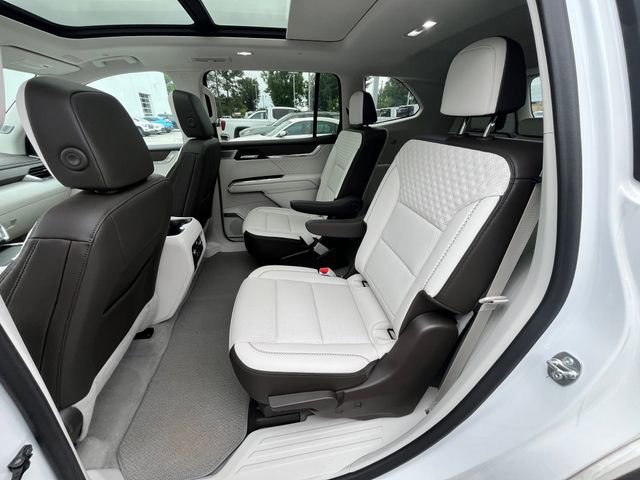 Used 2024 GMC Acadia Denali w/ Super Cruise Package AWD/4WD image 11