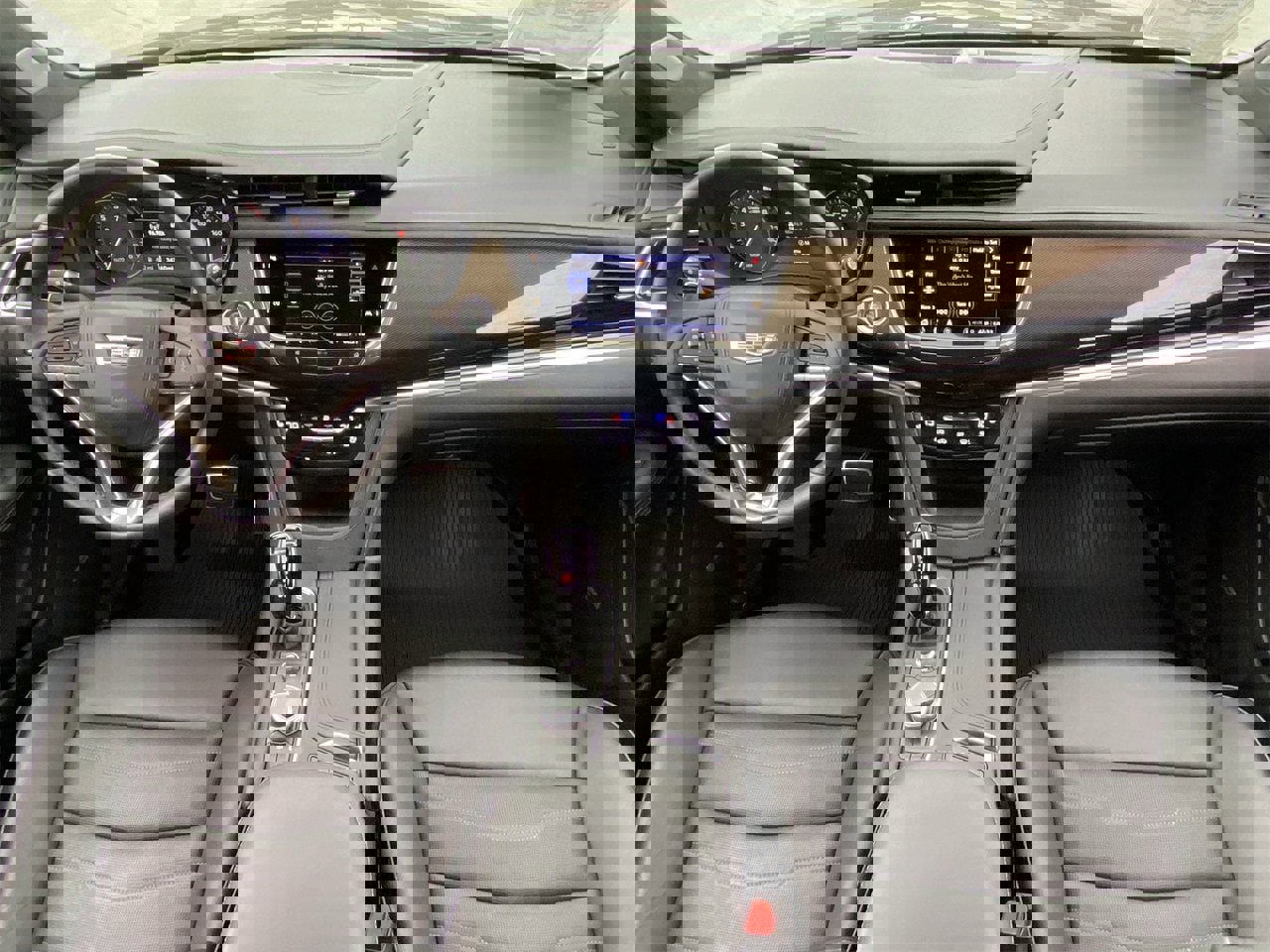 Certified 2024 Cadillac XT6 Sport w/ Platinum Package image 16