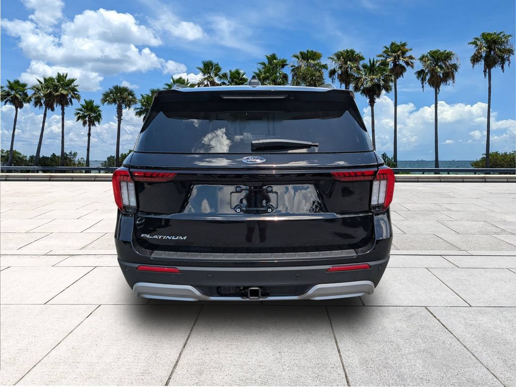 Used 2026 Ford Explorer Platinum RWD image 7