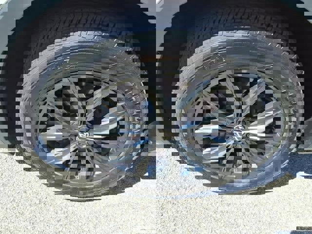 Used 2024 Volkswagen Tiguan Wolfsburg Edition FWD image 5