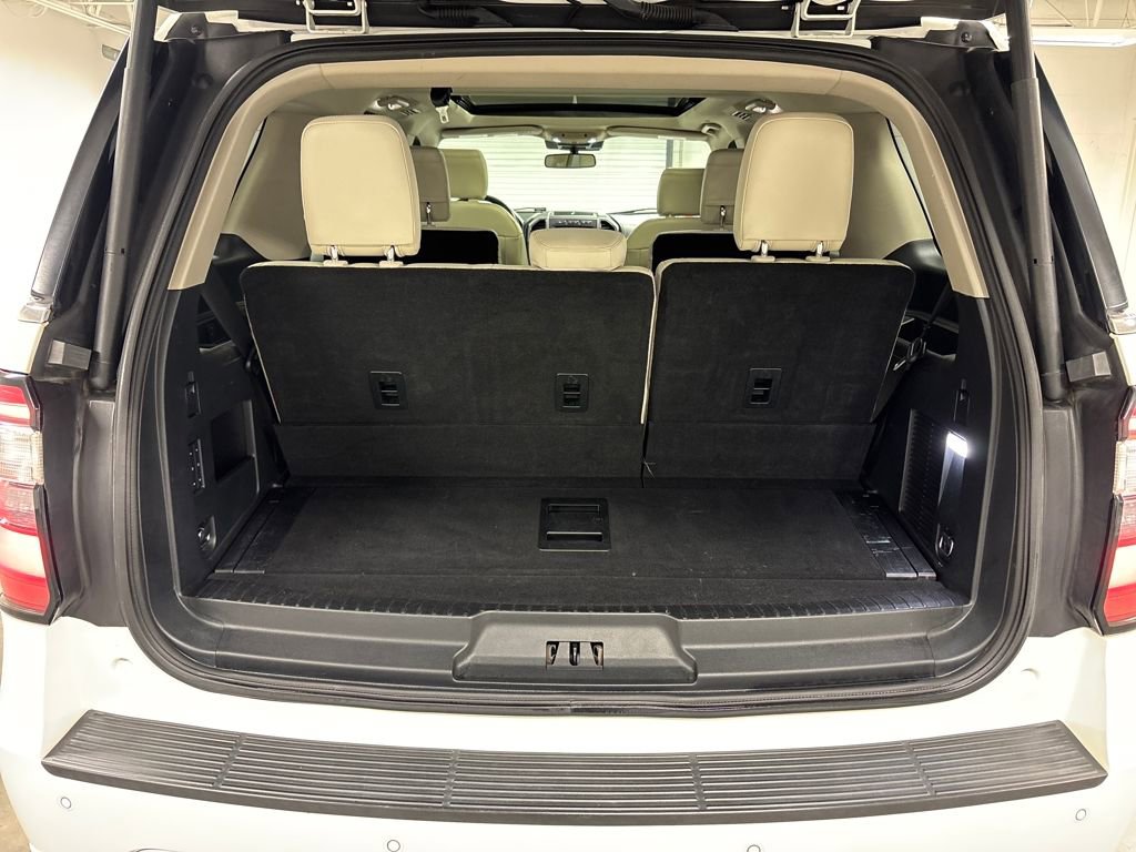 Used 2020 Ford Expedition Platinum image 19