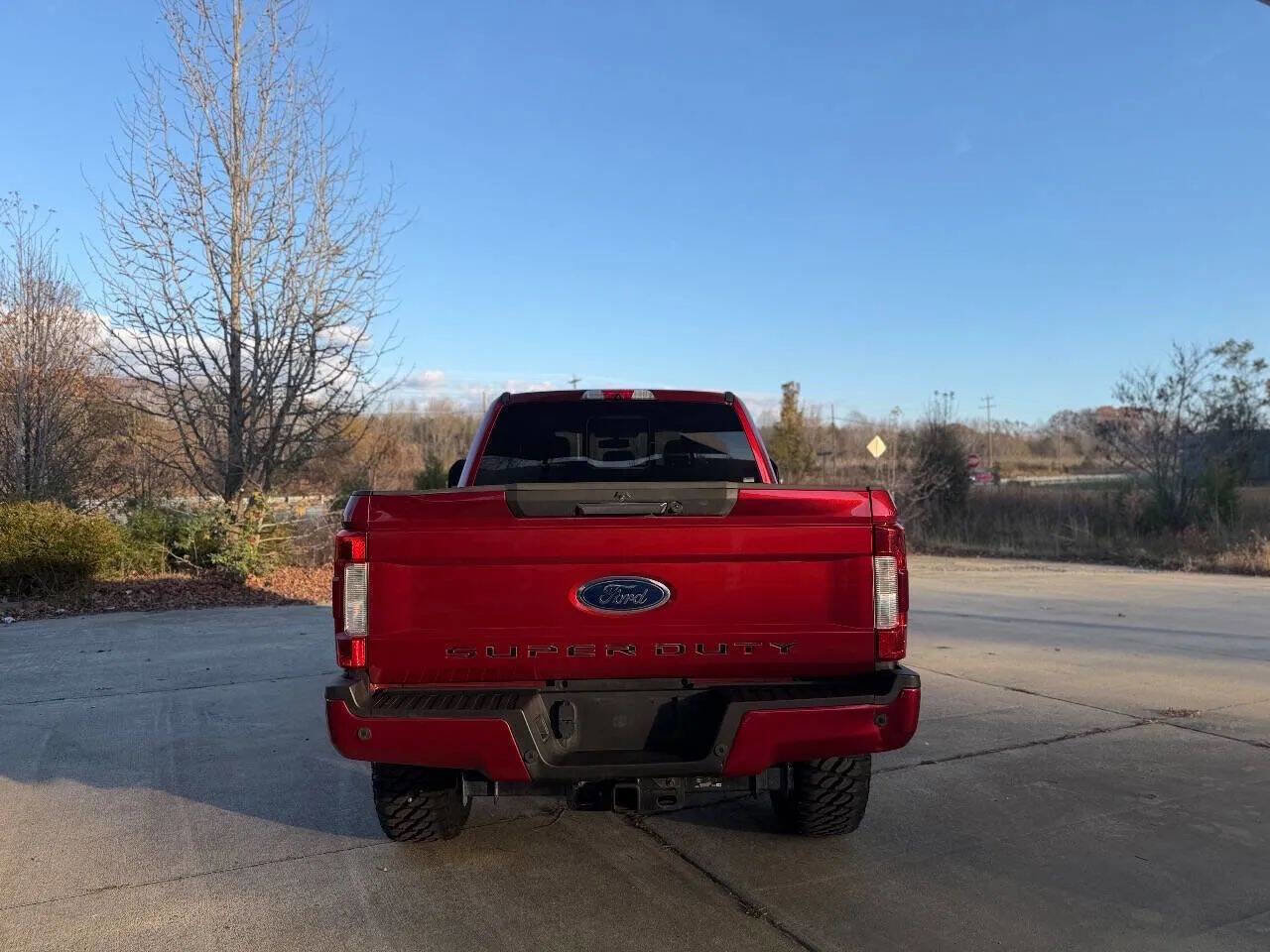 Used 2019 Ford F250 Lariat image 6