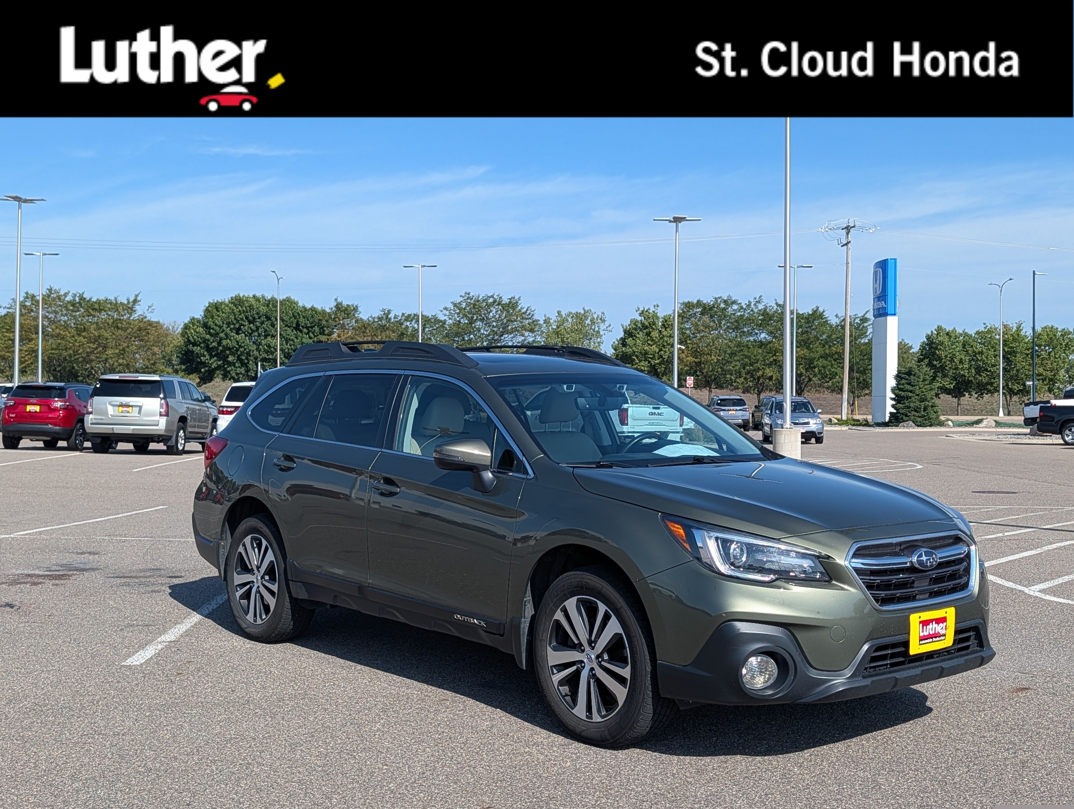 Used 2019 Subaru Outback 2.5i Limited AWD/4WD image 1