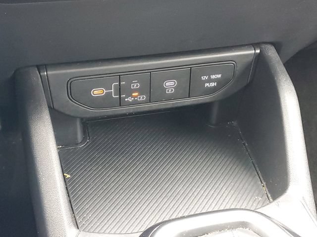 Used 2025 Kia K4 FWD image 23