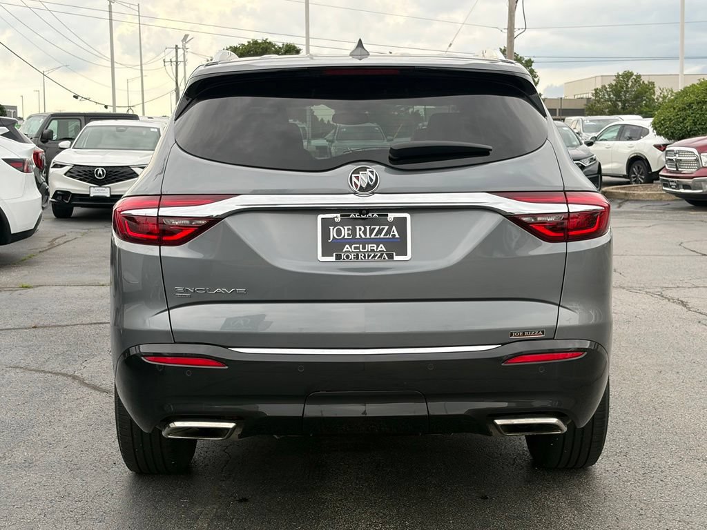 Used 2021 Buick Enclave Essence w/ Sound and Sites Package AWD/4WD image 10