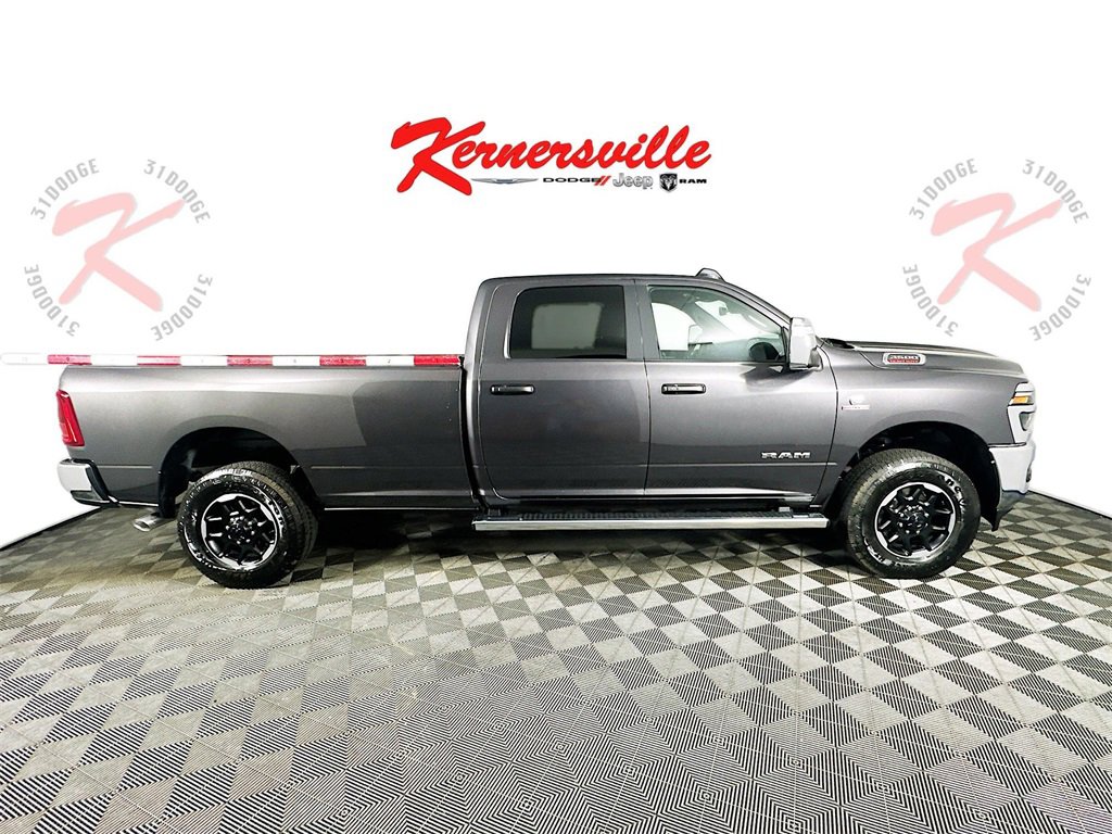New 2025 RAM 3500 Laramie image 8