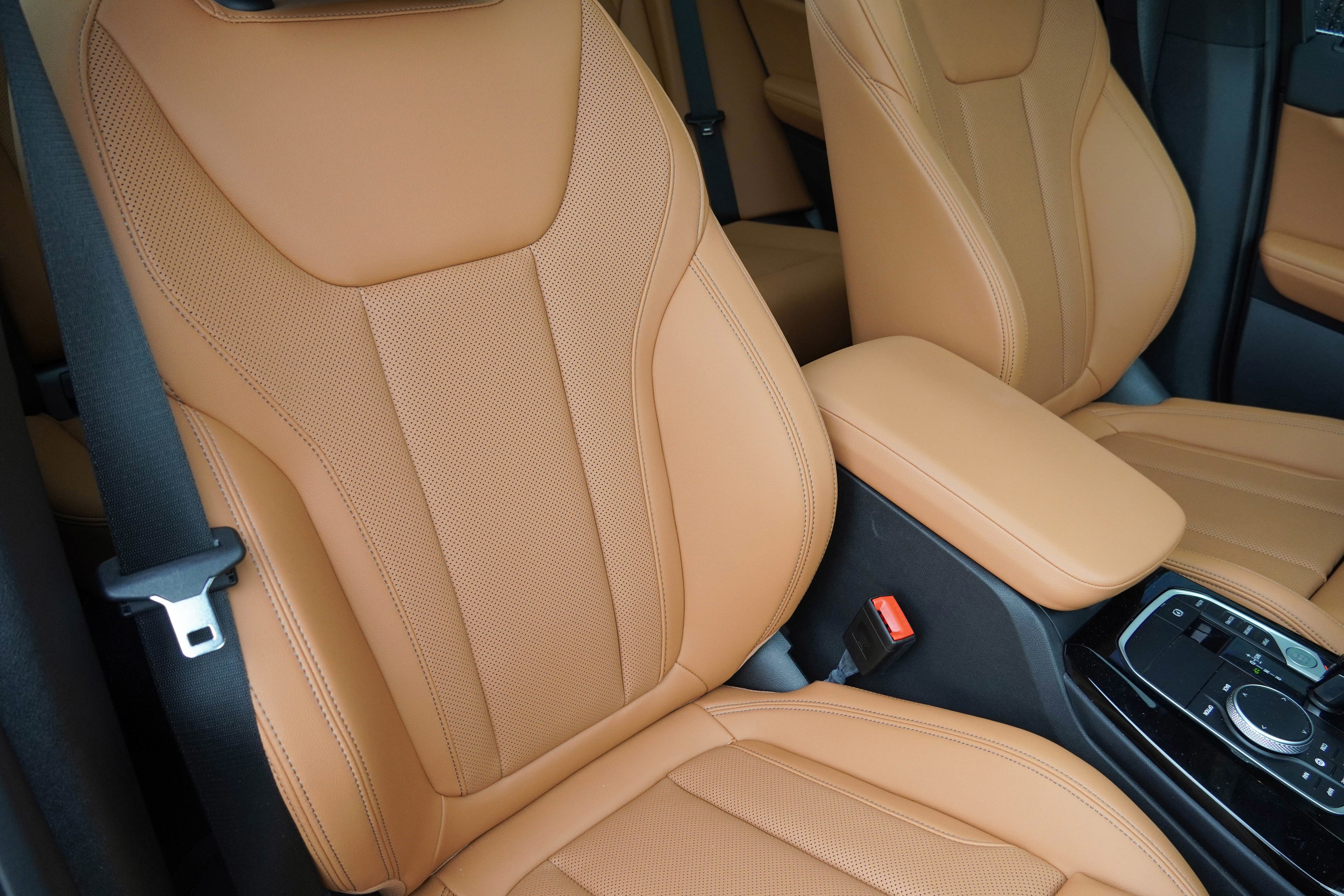 Certified 2024 BMW X3 sDrive30i w/ Premium Package image 13