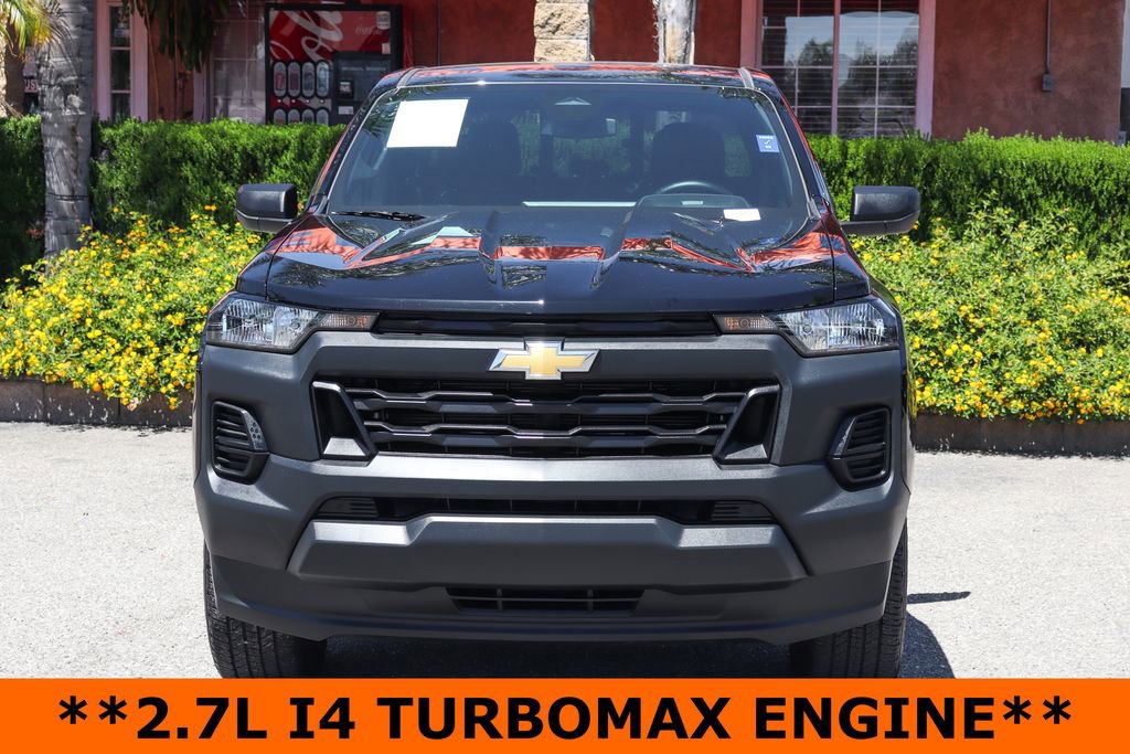 Used 2025 Chevrolet Colorado W/T w/ WT Custom Package RWD image 3