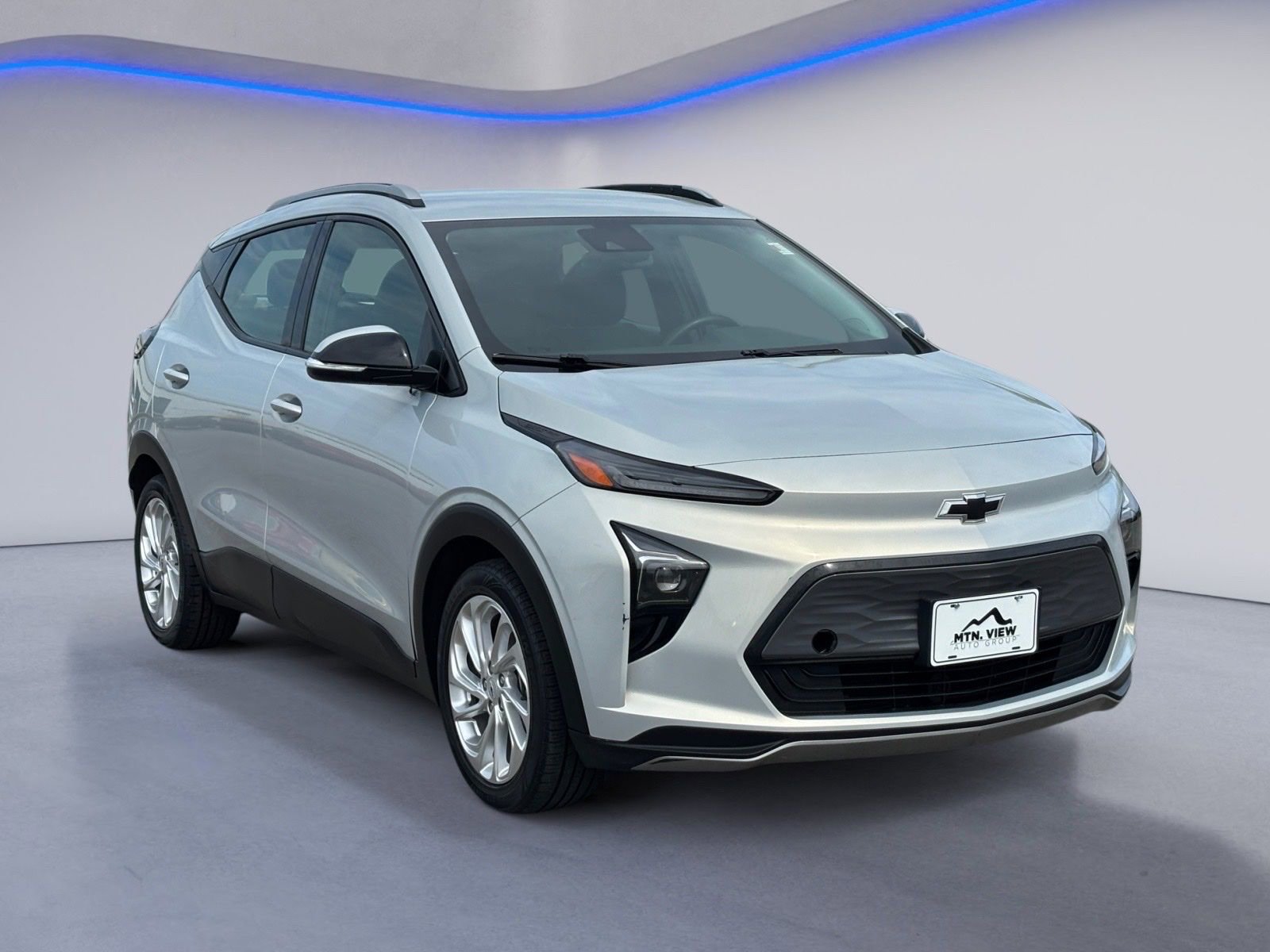 Used 2023 Chevrolet Bolt EUV LT FWD image 9