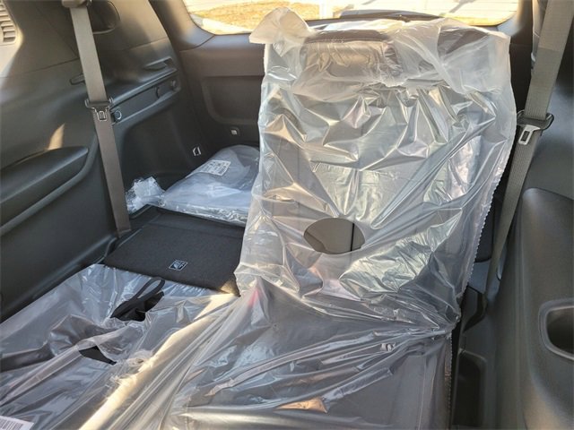 New 2025 Jeep Grand Cherokee L Limited w/ Black Appearance Package image 7