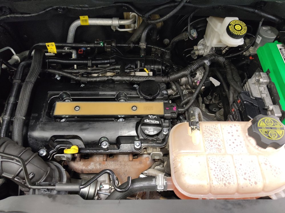 Used 2021 Chevrolet Trax LT w/ LT Convenience Package image 30