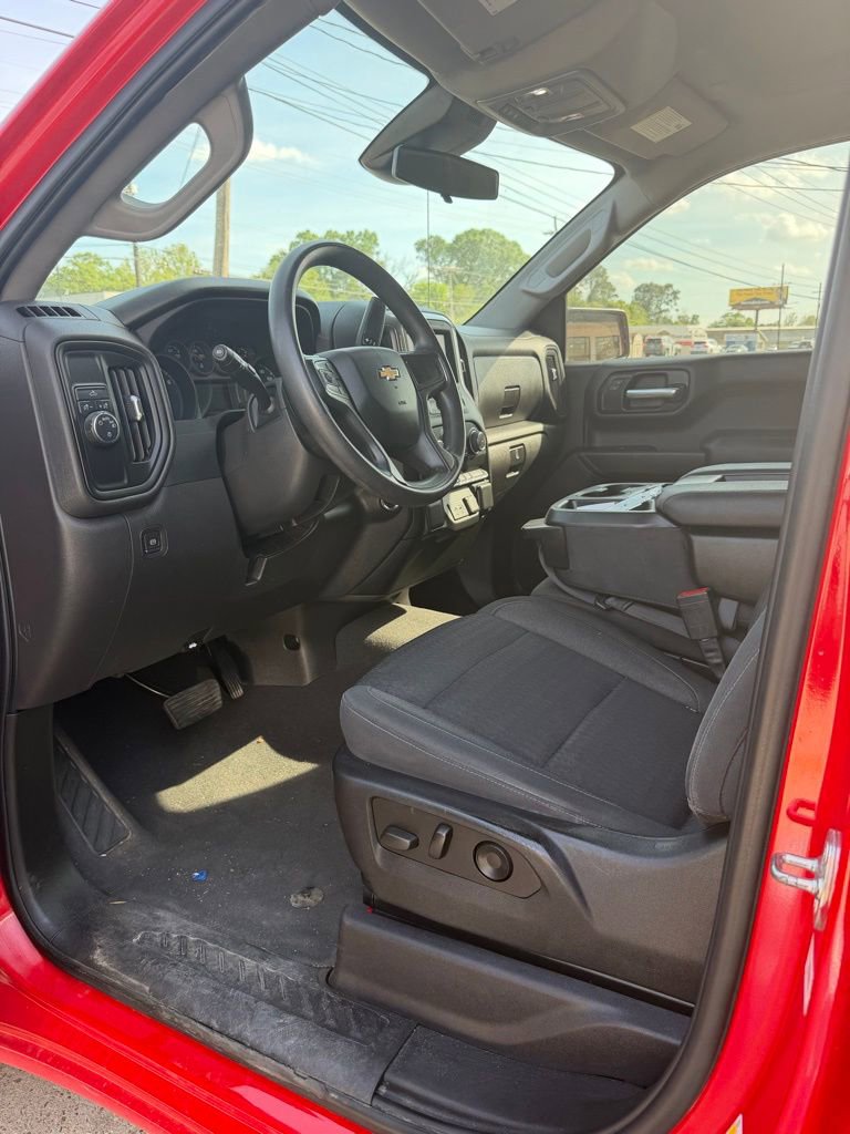 Used 2022 Chevrolet Silverado 1500 Custom w/ LPO, Dark Essentials Package image 11