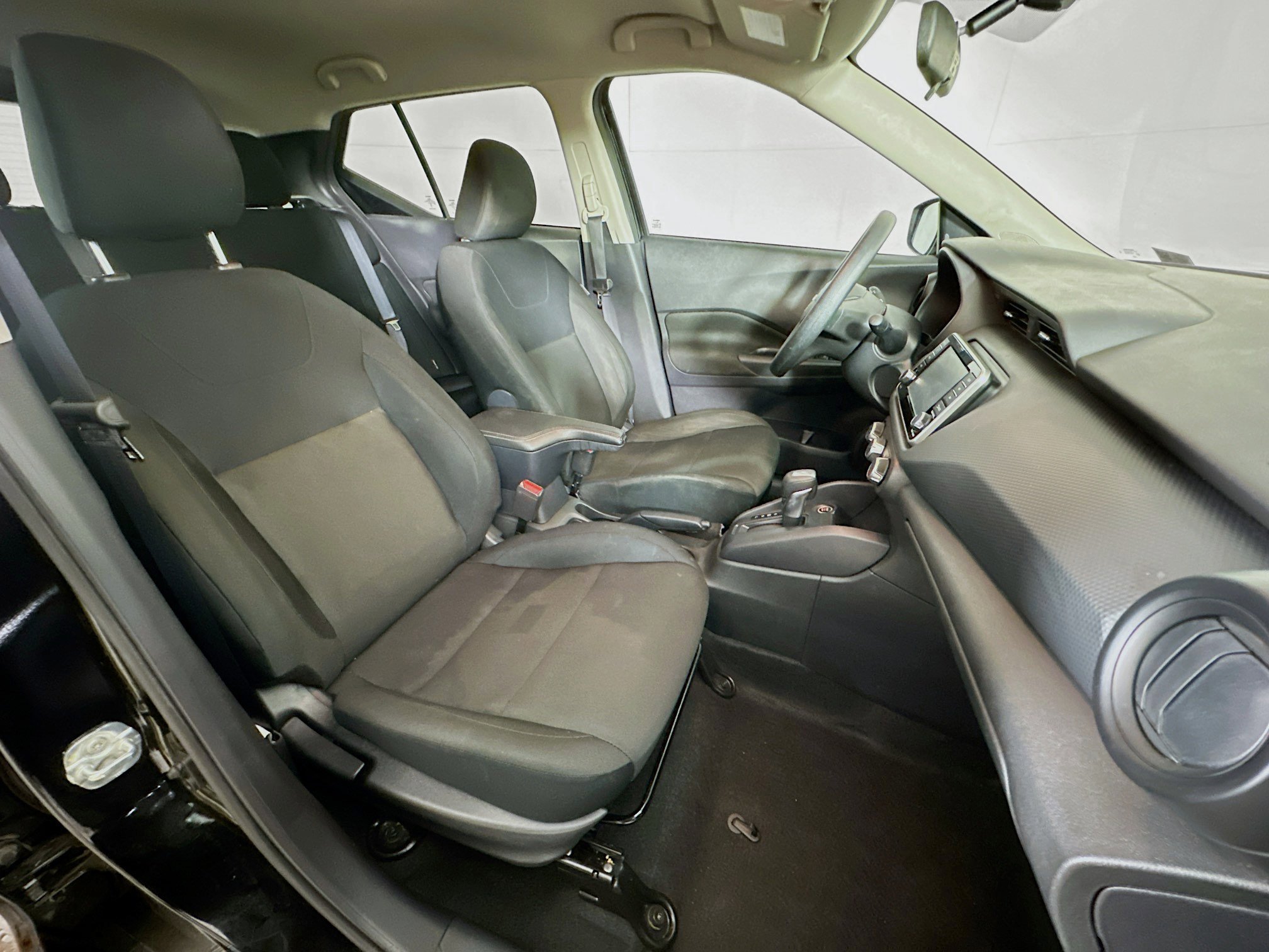 Used 2024 Nissan Kicks S FWD image 29