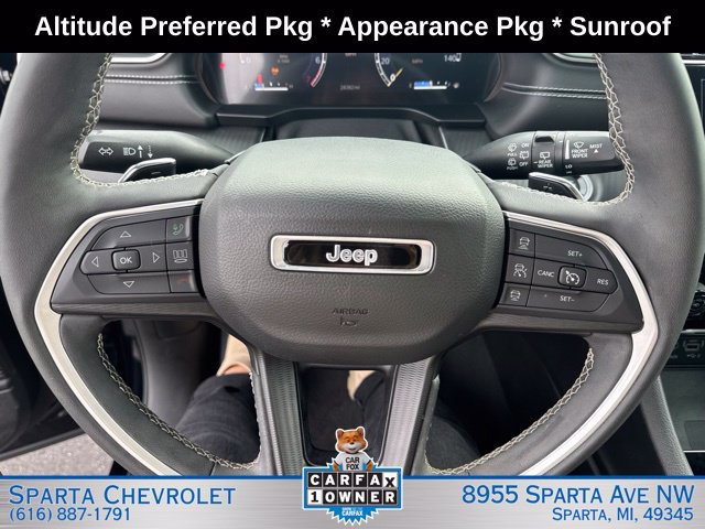 Used 2024 Jeep Grand Cherokee Altitude AWD/4WD image 22