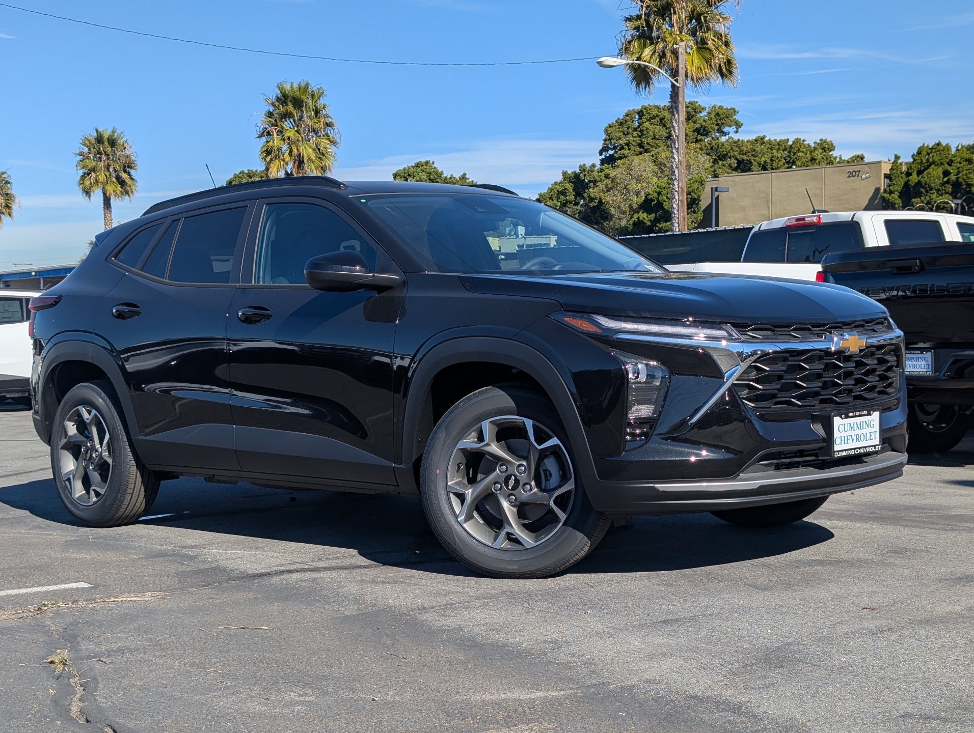 New 2026 Chevrolet Trax LT FWD image 2