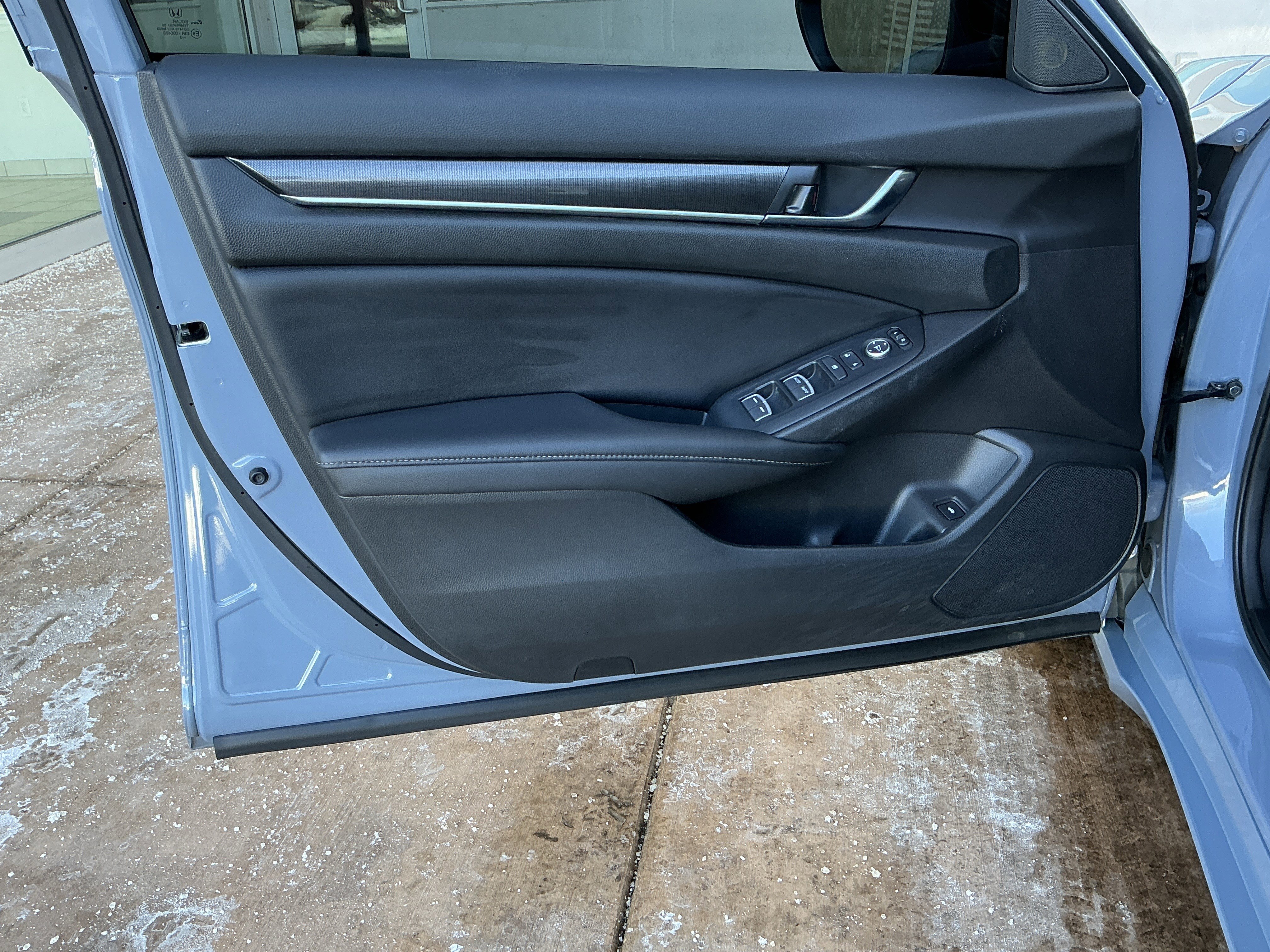 Used 2022 Honda Accord Sport image 14