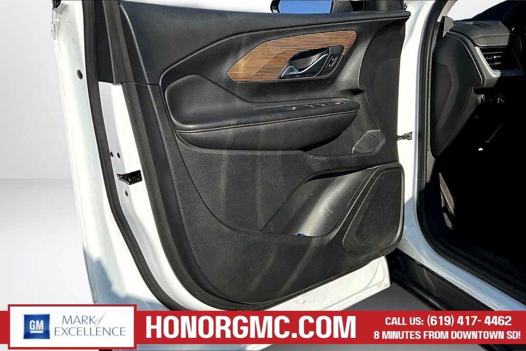 Used 2021 GMC Terrain SLE w/ Driver Convenience Package image 17