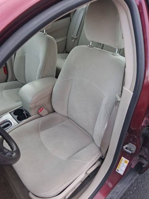Used 2009 Buick LaCrosse CX FWD image 12