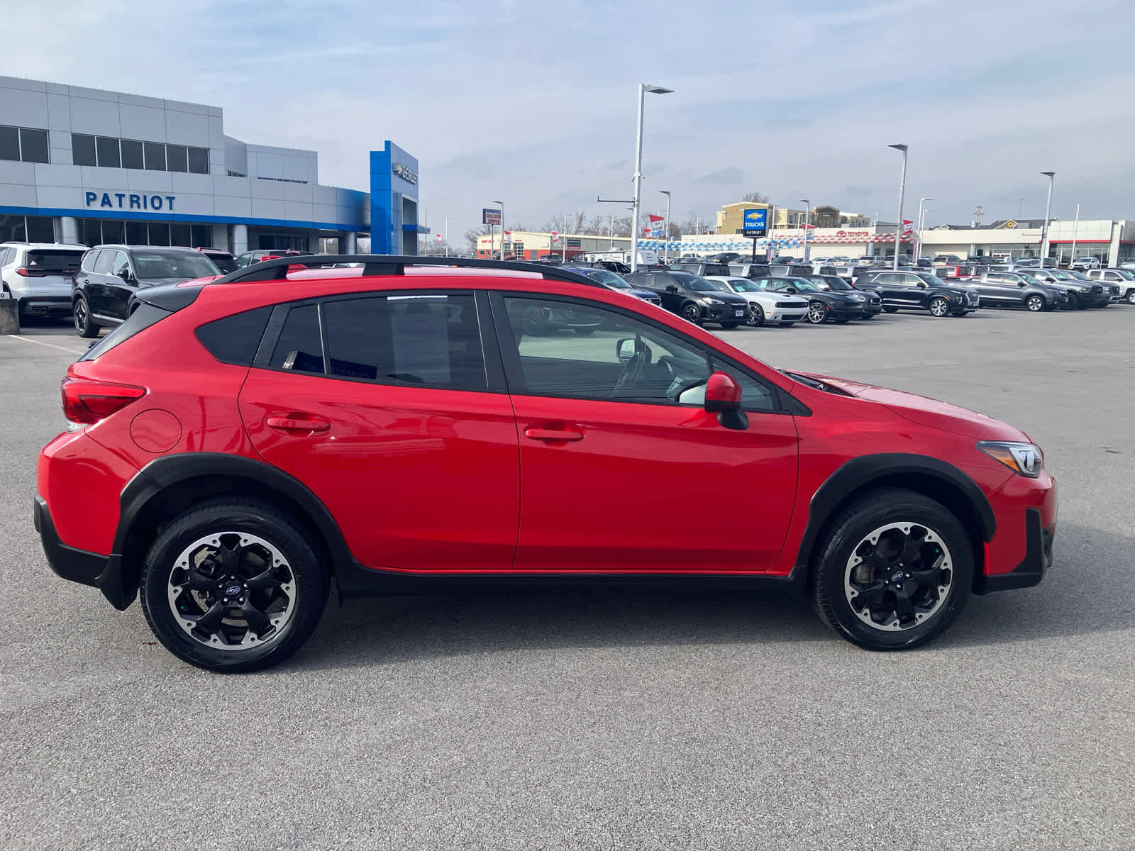 Used 2021 Subaru Crosstrek 2.0i Premium image 8