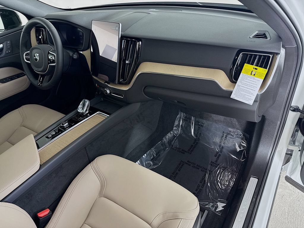 New 2026 Volvo XC60 T8 Plus w/ Protection Package Premier AWD/4WD image 28