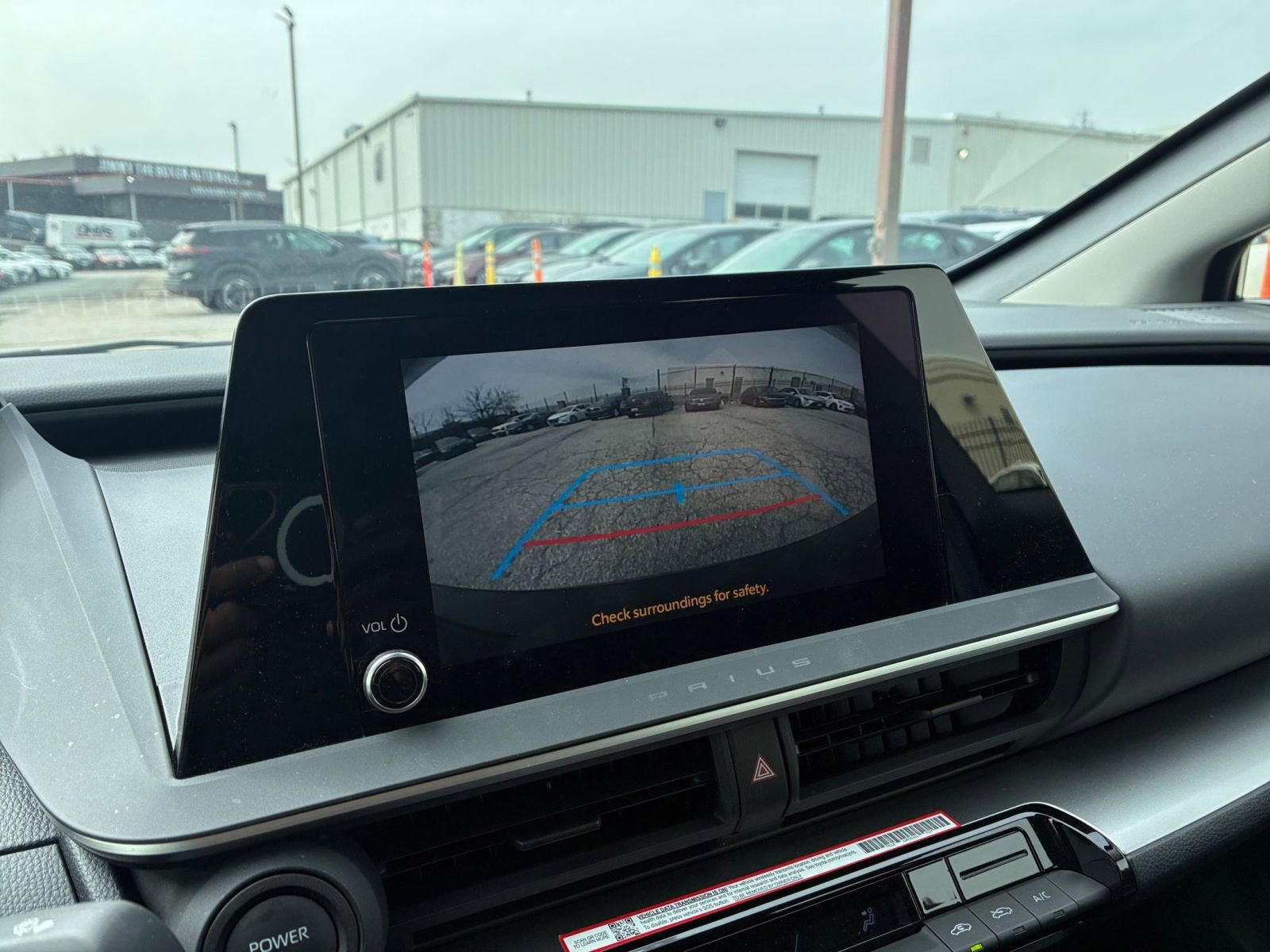 Used 2025 Toyota Prius LE image 17