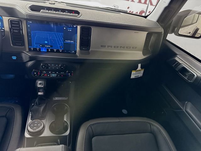 New 2025 Ford Bronco Outer Banks w/ Sasquatch Package image 27