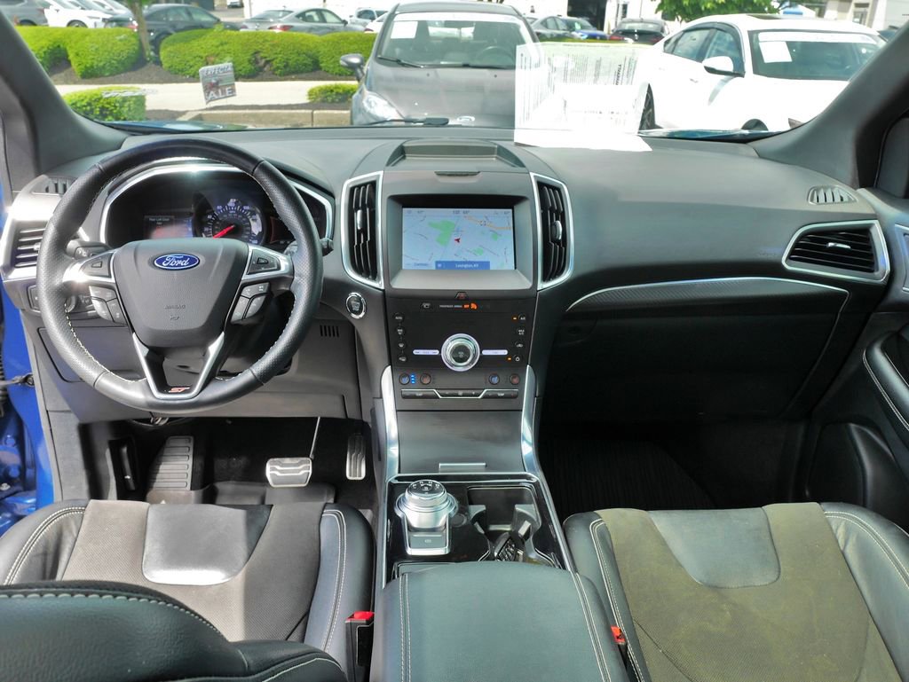 Used 2020 Ford Edge ST w/ Equipment Group 401A AWD/4WD image 20