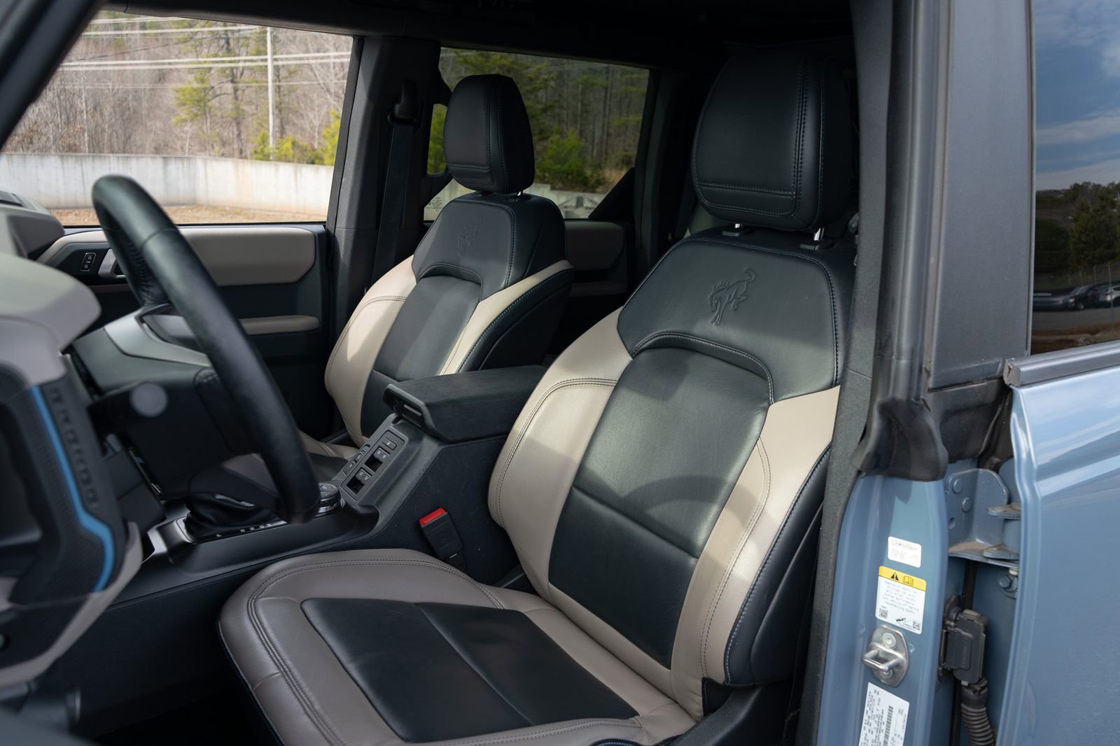 Used 2023 Ford Bronco Wildtrak image 15