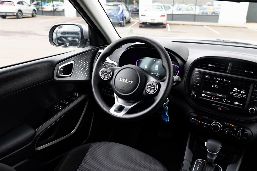 Used 2024 Kia Soul LX w/ Option Group 015 image 9