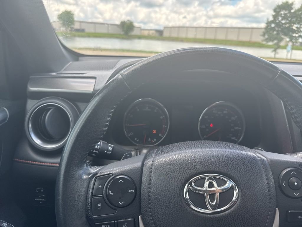 Used 2017 Toyota RAV4 SE FWD image 15
