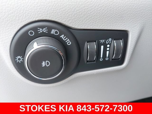 Used 2024 Jeep Compass Limited AWD/4WD image 18