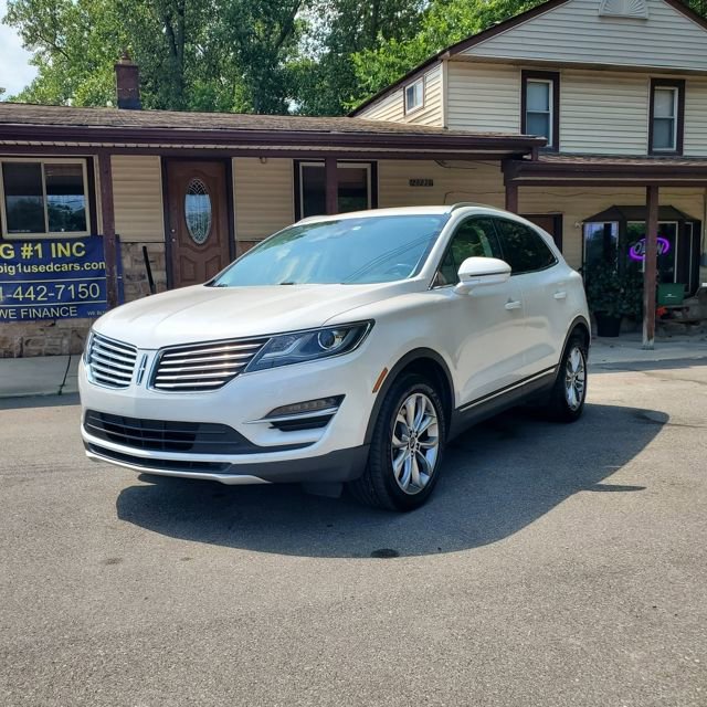Used 2017 Lincoln MKC Select w/ Select Plus Package AWD/4WD image 1