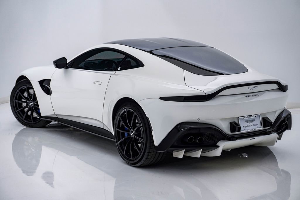 Used 2019 Aston Martin V8 Vantage Coupe image 10