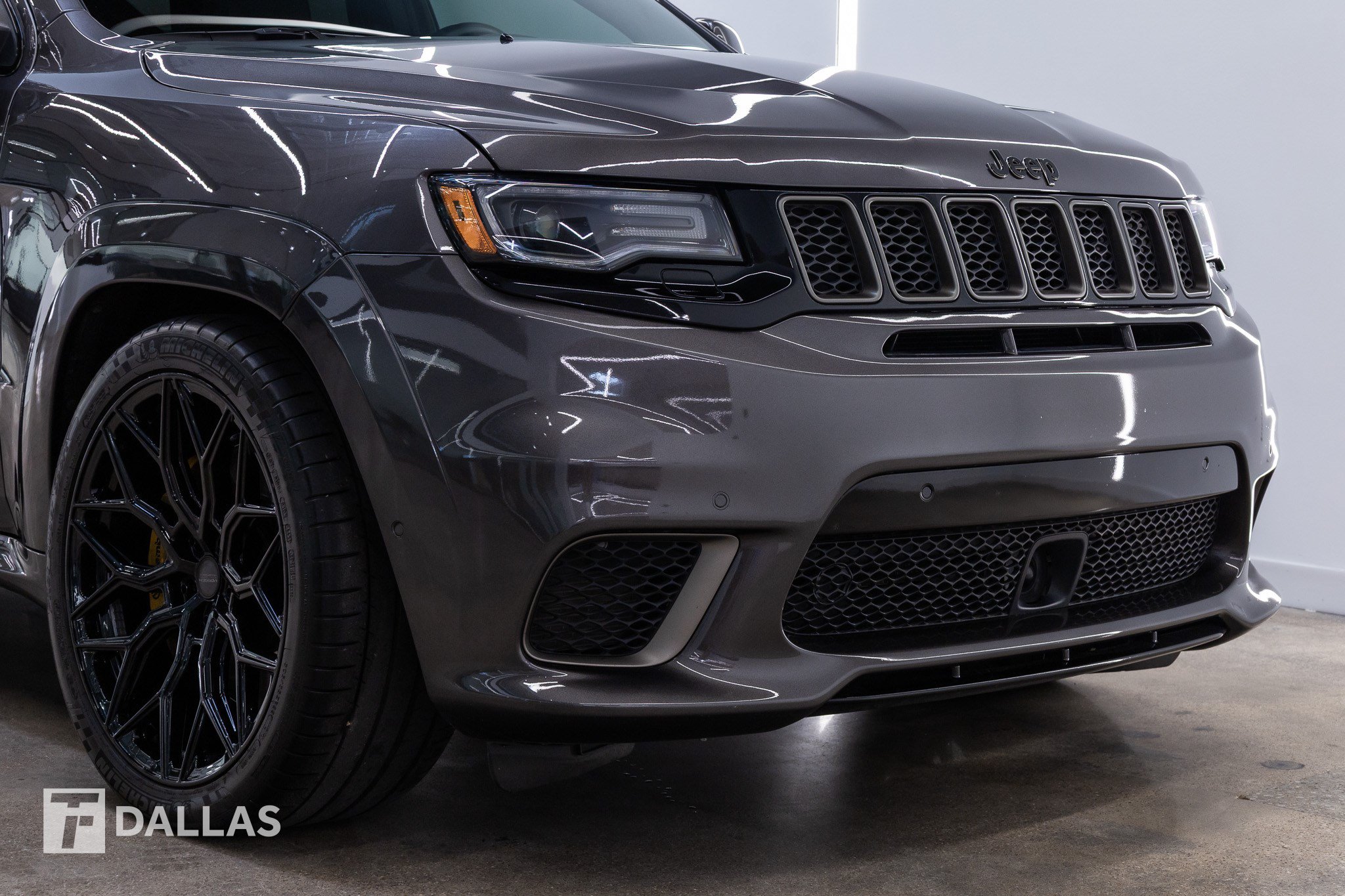 Used 2021 Jeep Grand Cherokee Trackhawk AWD/4WD image 15