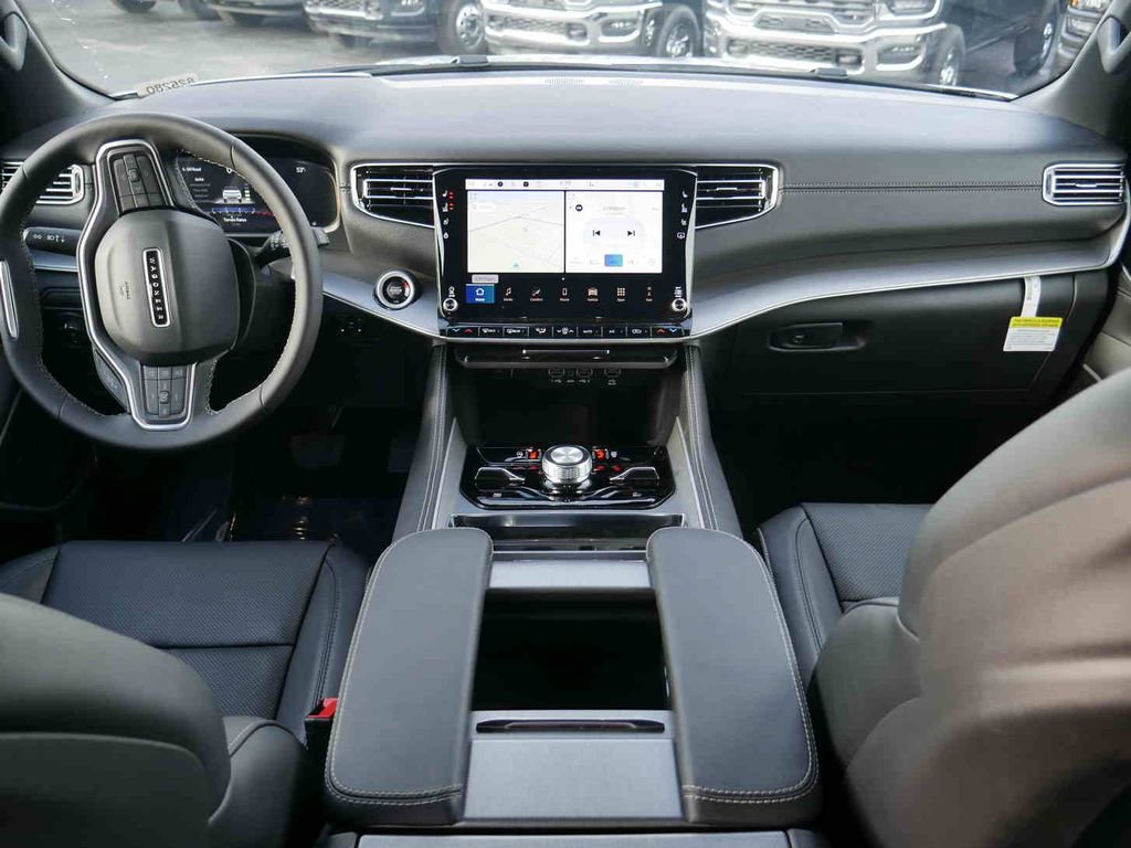 New 2025 Jeep Wagoneer Series II w/ Convenience Group I AWD/4WD image 4