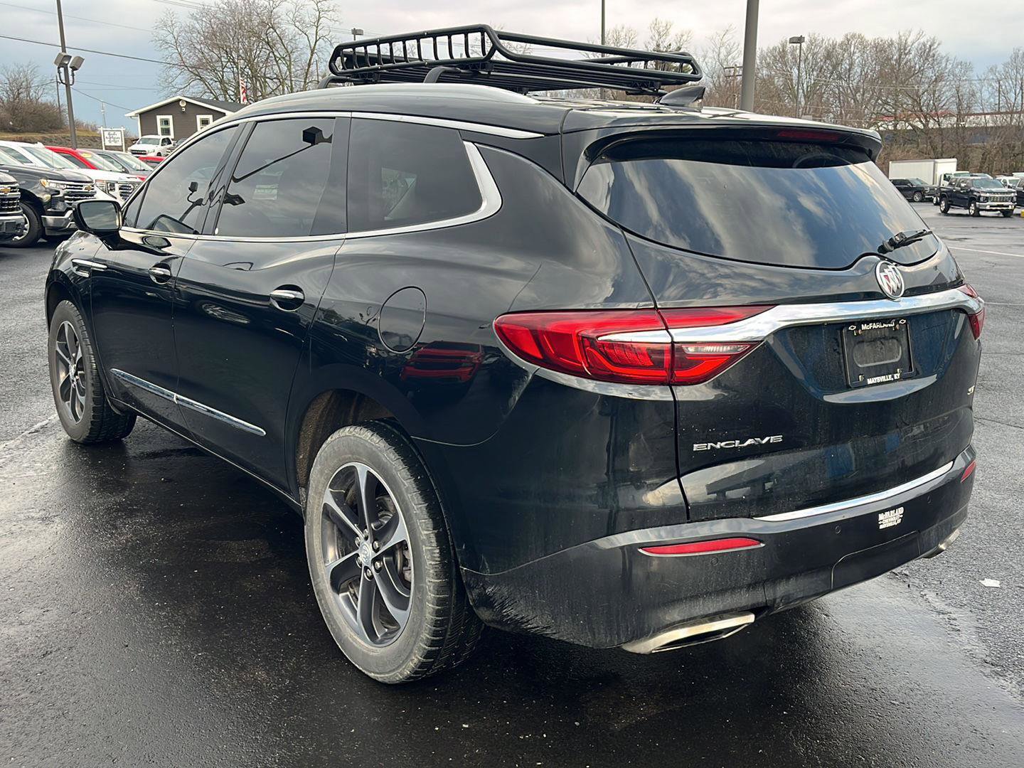 Used 2020 Buick Enclave Essence w/ Sport Touring Edition FWD image 3