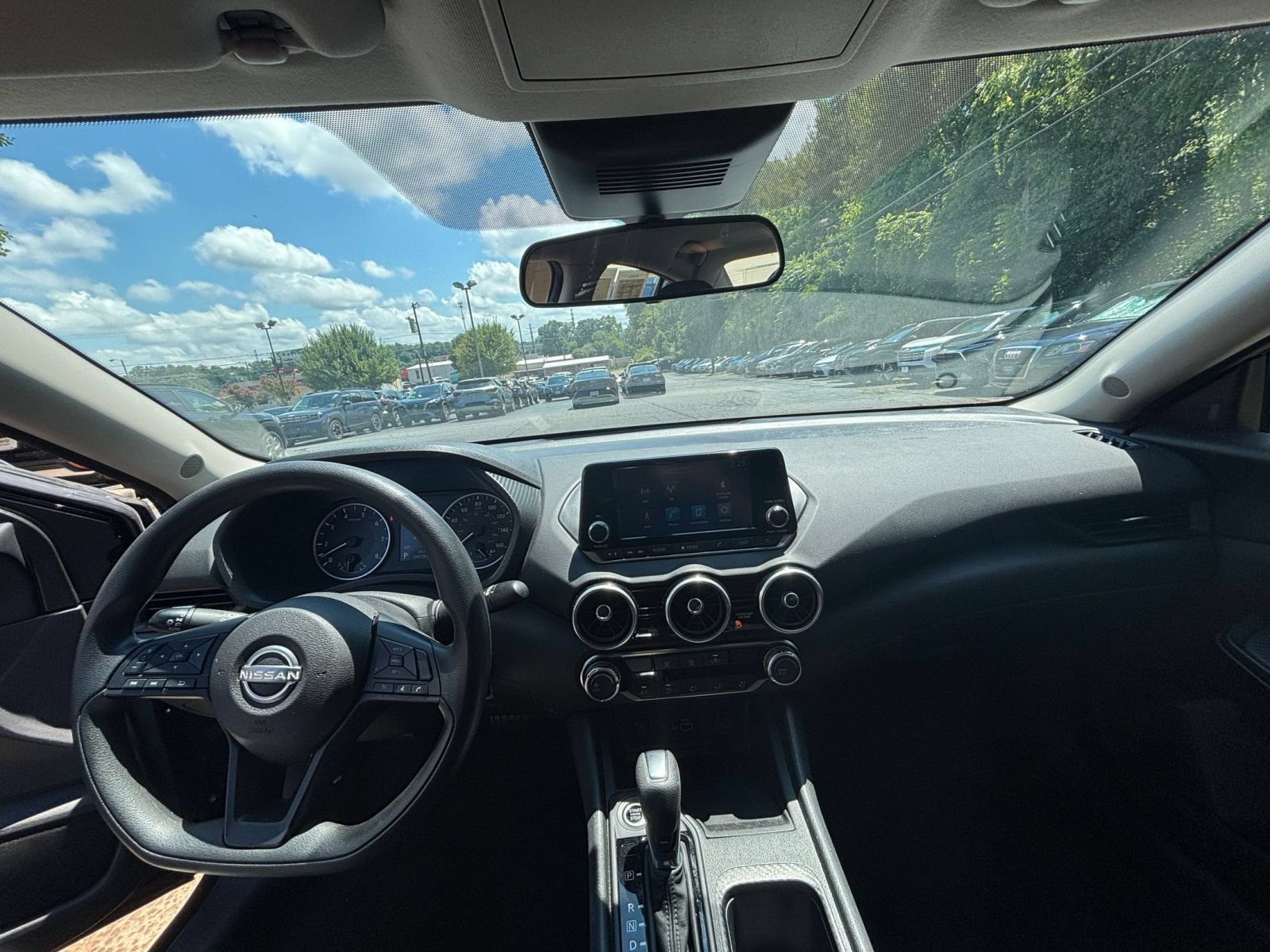 Used 2025 Nissan Sentra S FWD image 30