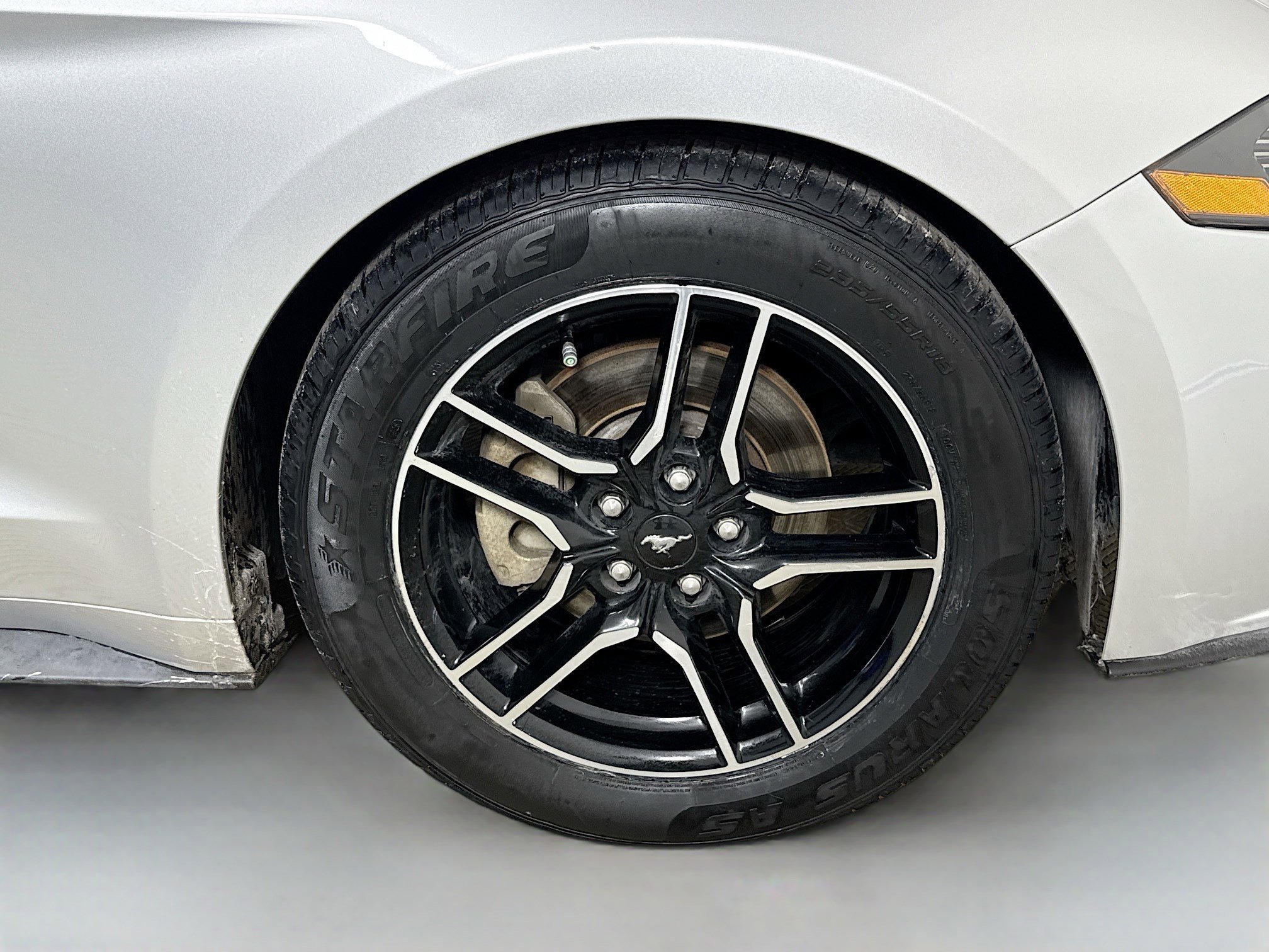 Used 2019 Ford Mustang Coupe image 30