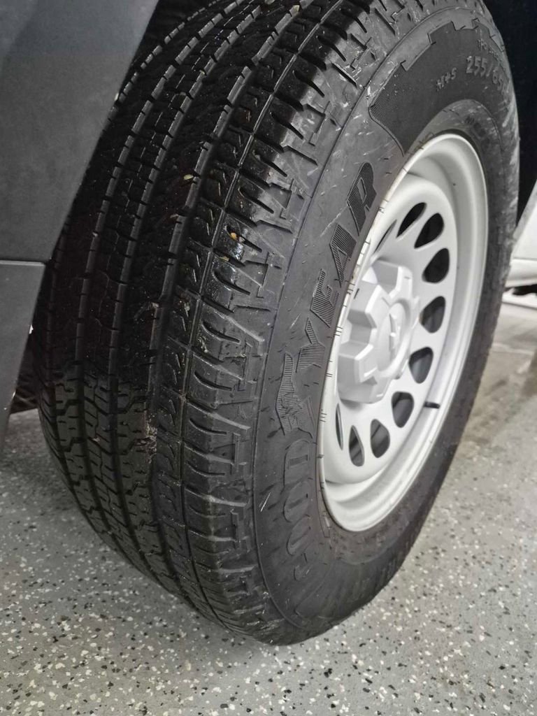 Used 2024 Chevrolet Colorado W/T image 27