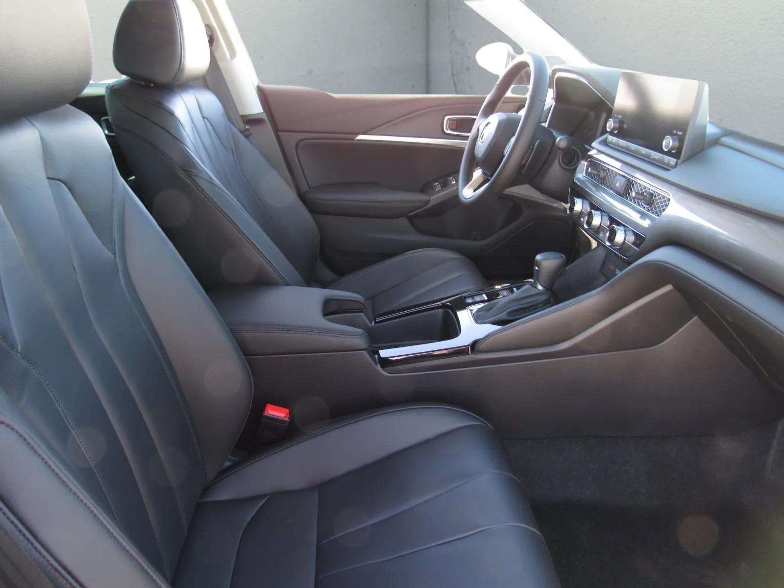 Certified 2026 Acura Integra FWD image 9