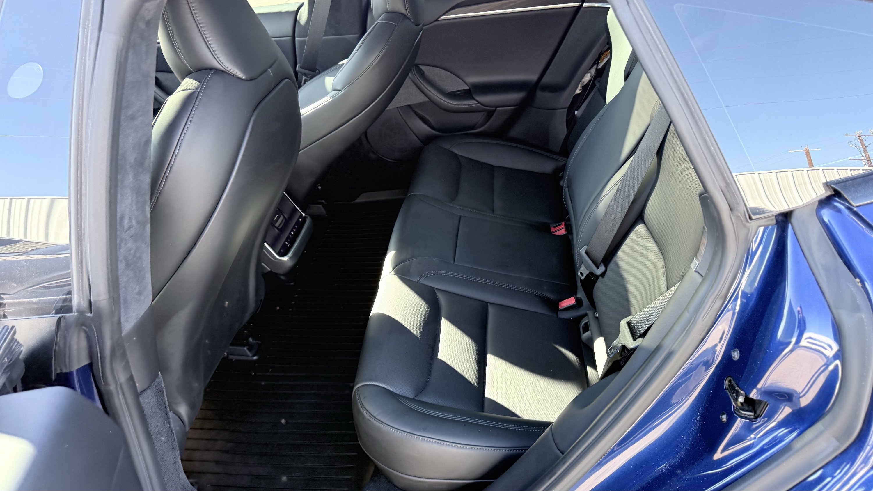 Used 2024 Tesla Model S AWD/4WD image 28